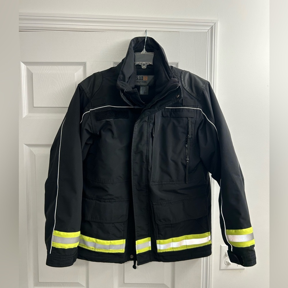 5.11 Responder Parka Jacket medium